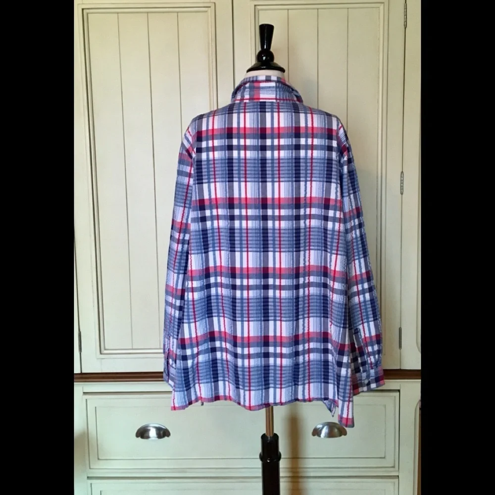 🌸Pendleton button-up shirt🌸 - Picture 2 of 7